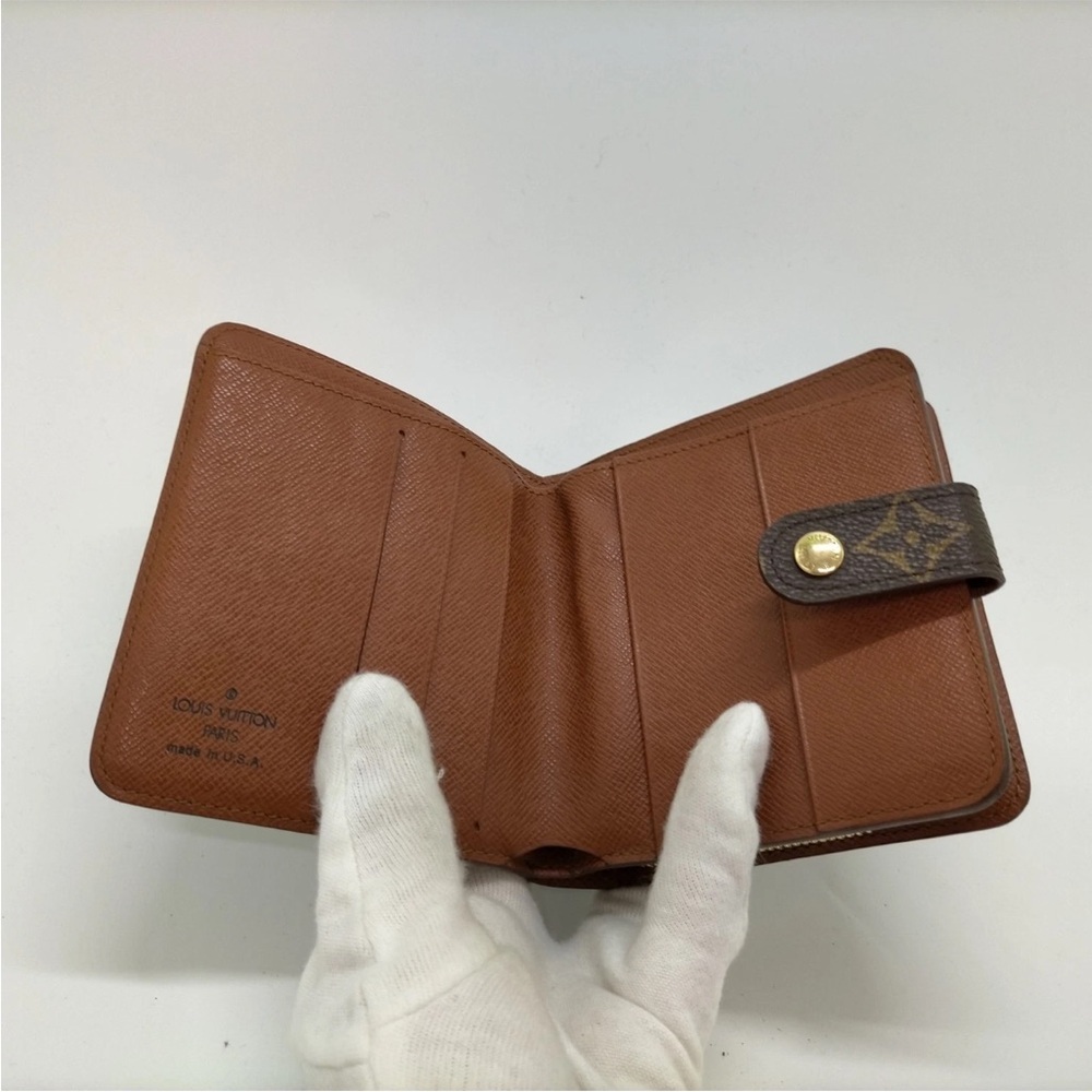 Louis Vuitton Monogram Wallet - Picture 9 of 11